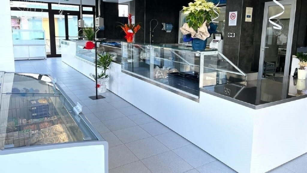 Pescheria chiavi in mano 3
