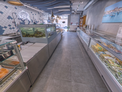 13 pescheria in acciaio