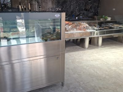 pescheria con acquario